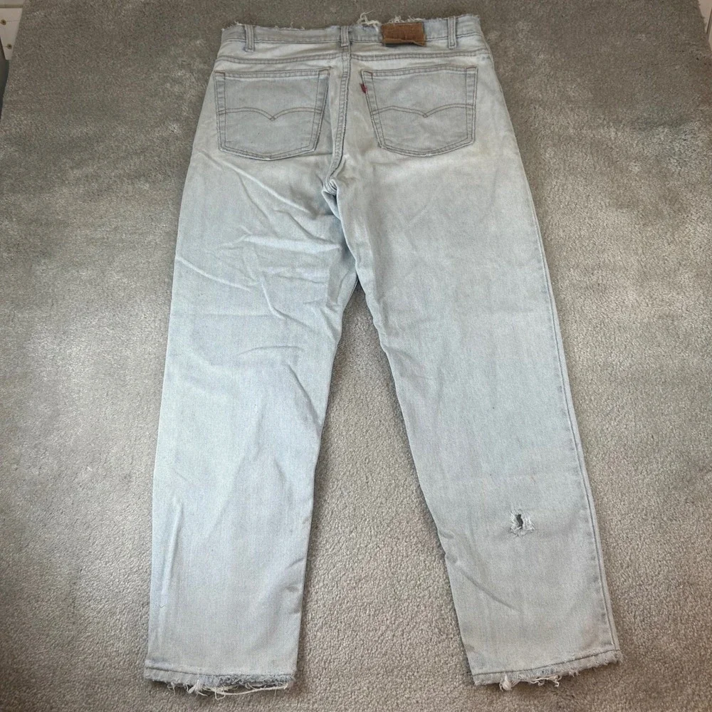 Vintage 90s Levi's 550 Relaxed Fit Jeans Men's‎ 33x30 Light Wash Distressed USA